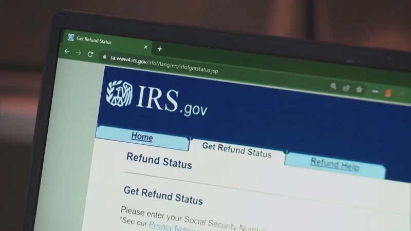 You Filed in February to Get Your $3,200 Refund Faster — So Why Are 1 in 5 Early Filers Still Waiting With No Answer in Mid-April